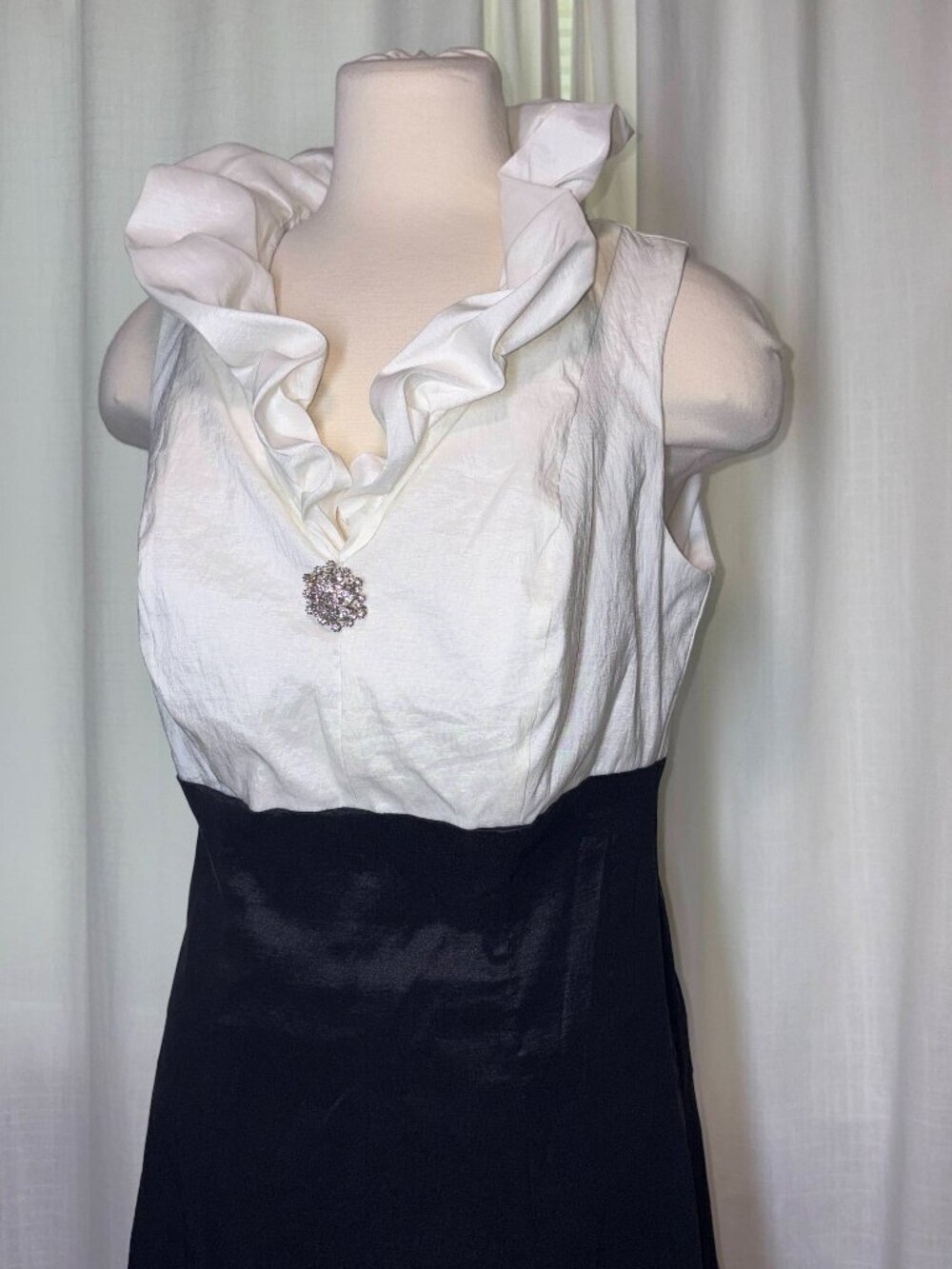 MARINA White and Black Ruffled Collar Midi Dress